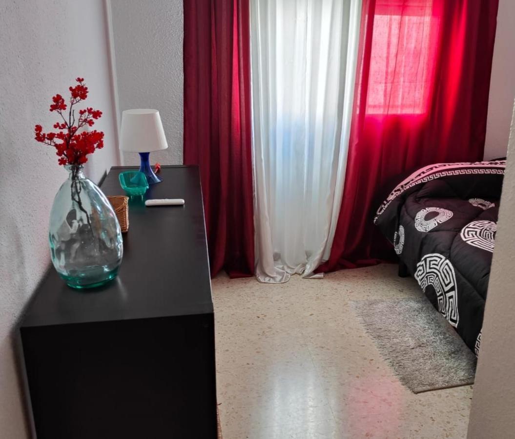 סביליה Apartamento Frente A Palacio De Congresos חדר תמונה